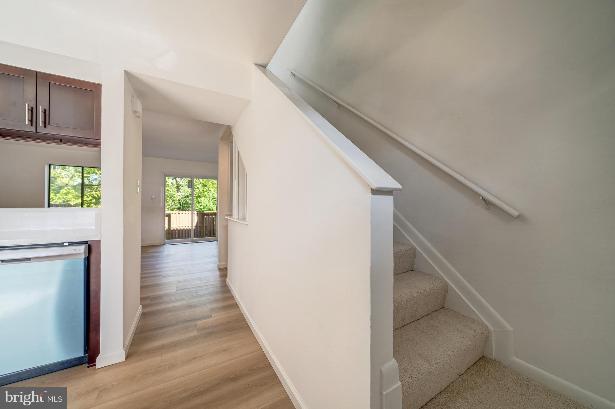 SUGARLAND SQUARE - Residential