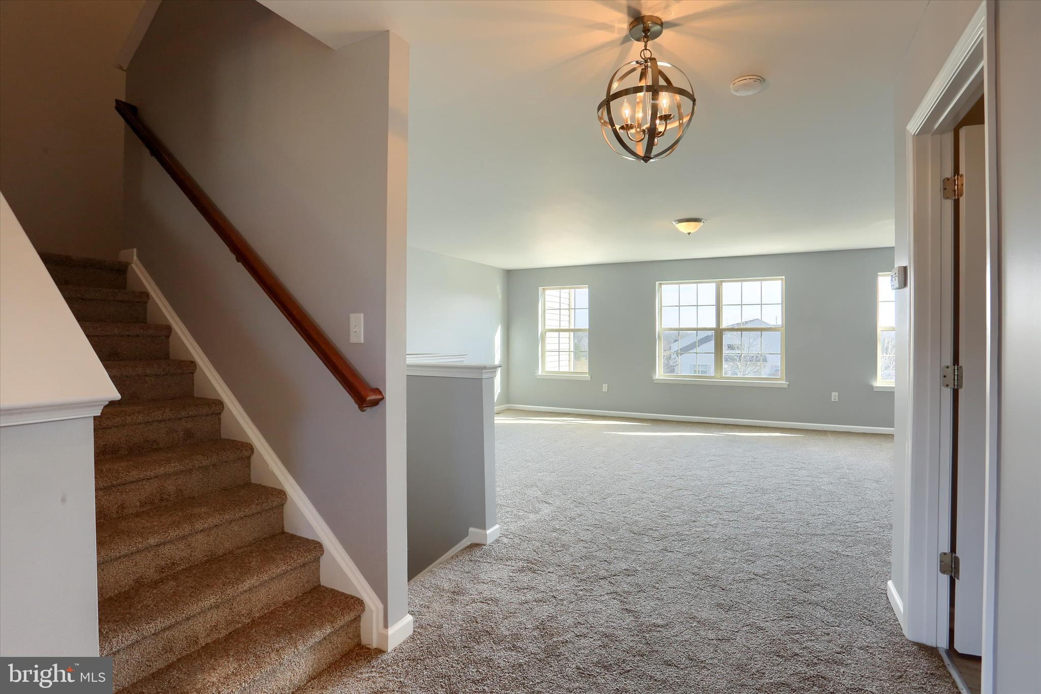 DORSET SQUARE AT WINDING HILLS - Residential