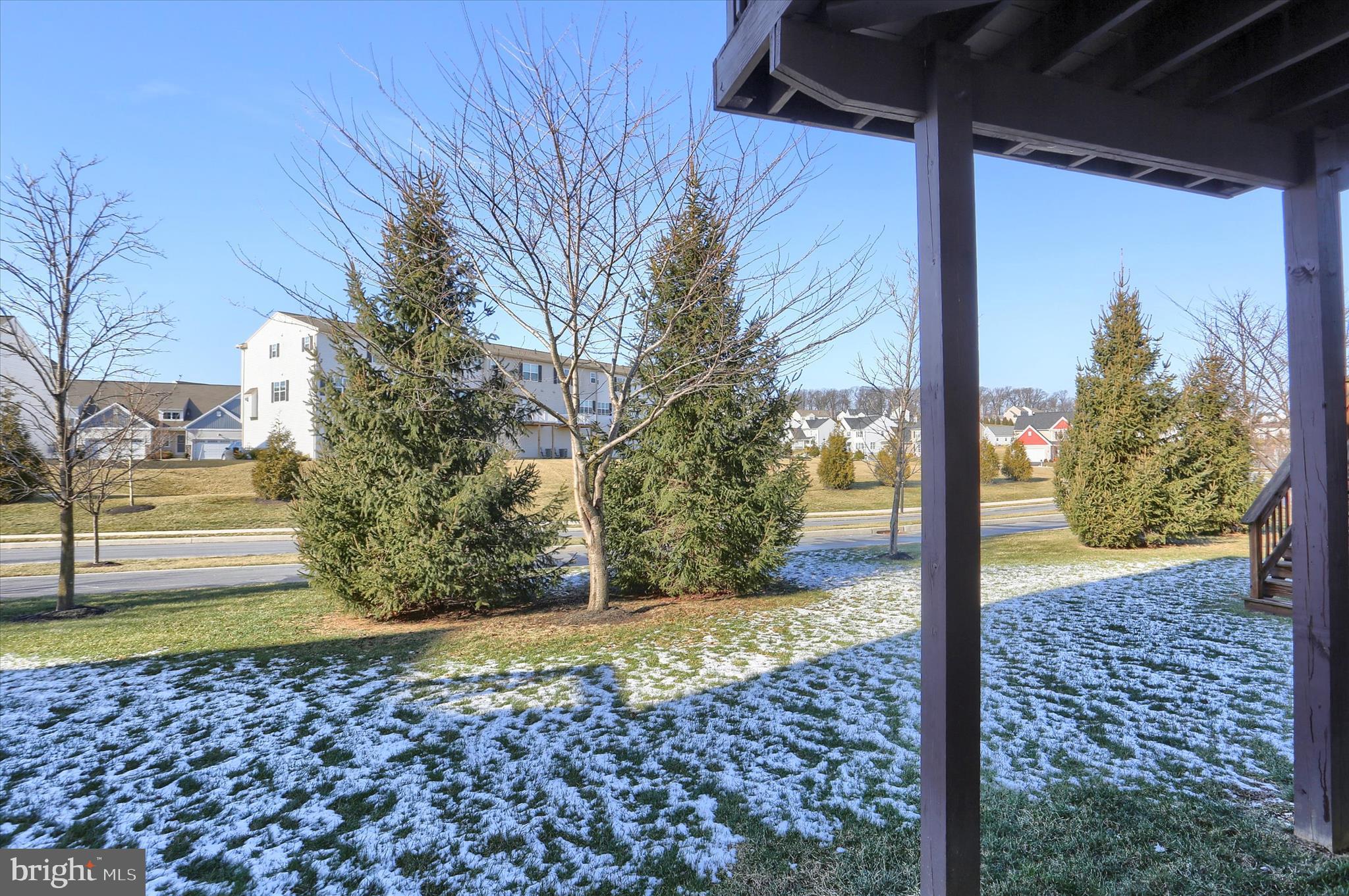 DORSET SQUARE AT WINDING HILLS - Residential