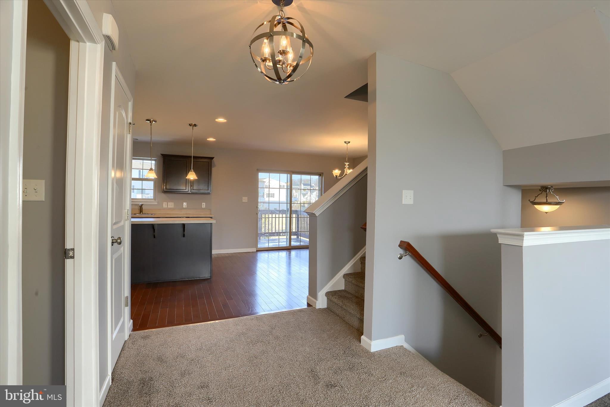 DORSET SQUARE AT WINDING HILLS - Residential