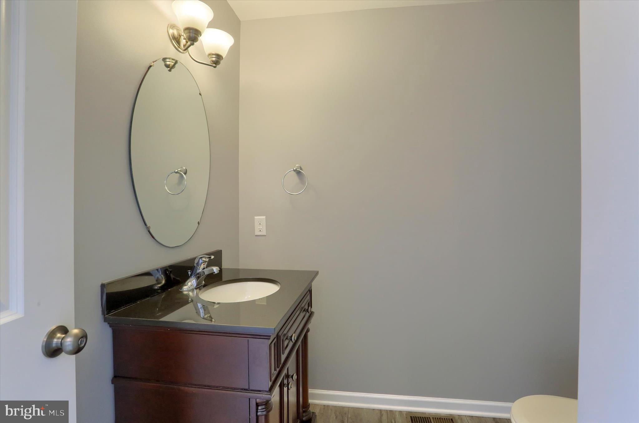 DORSET SQUARE AT WINDING HILLS - Residential