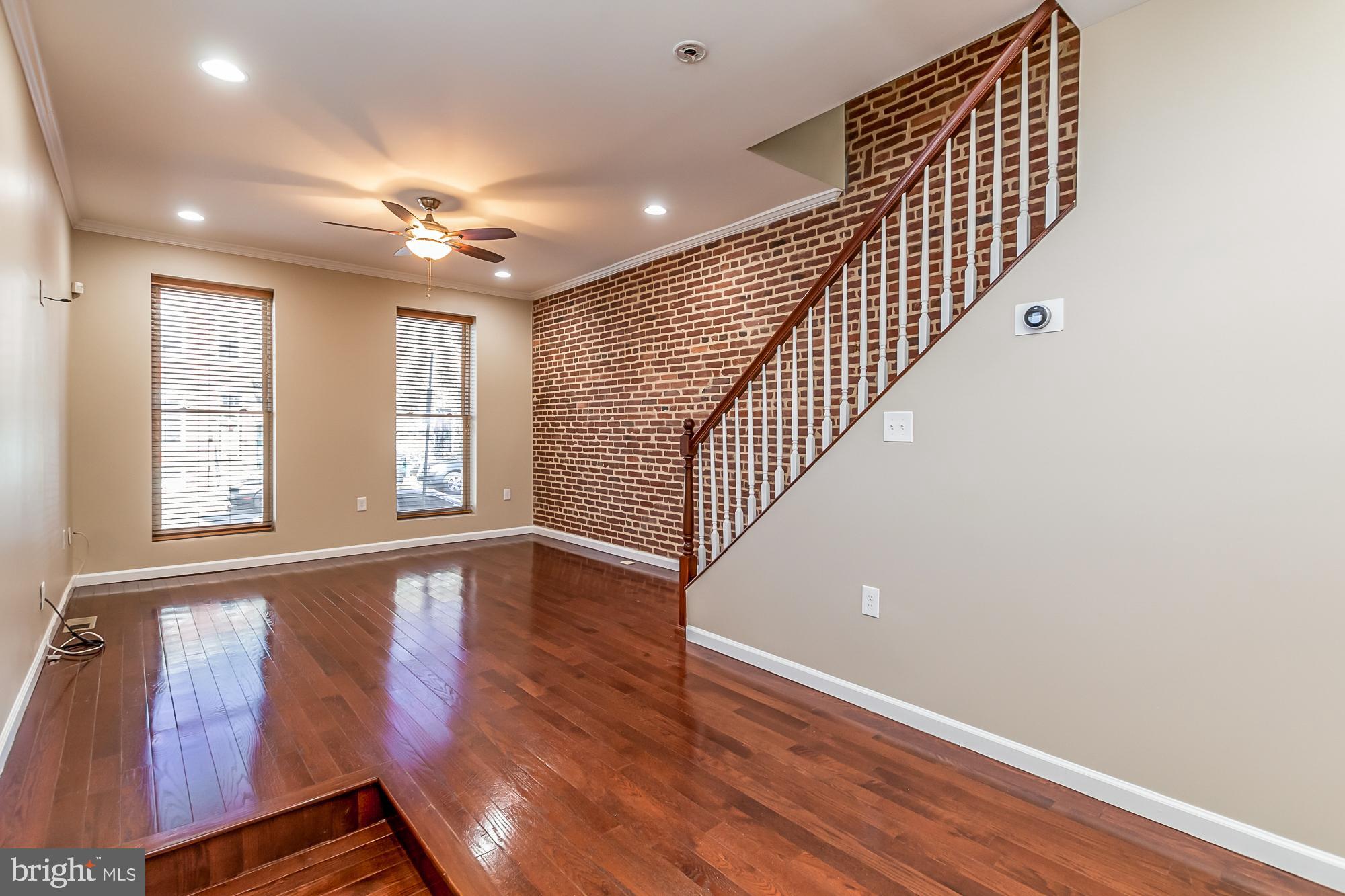 HIGHLANDTOWN - Residential Lease