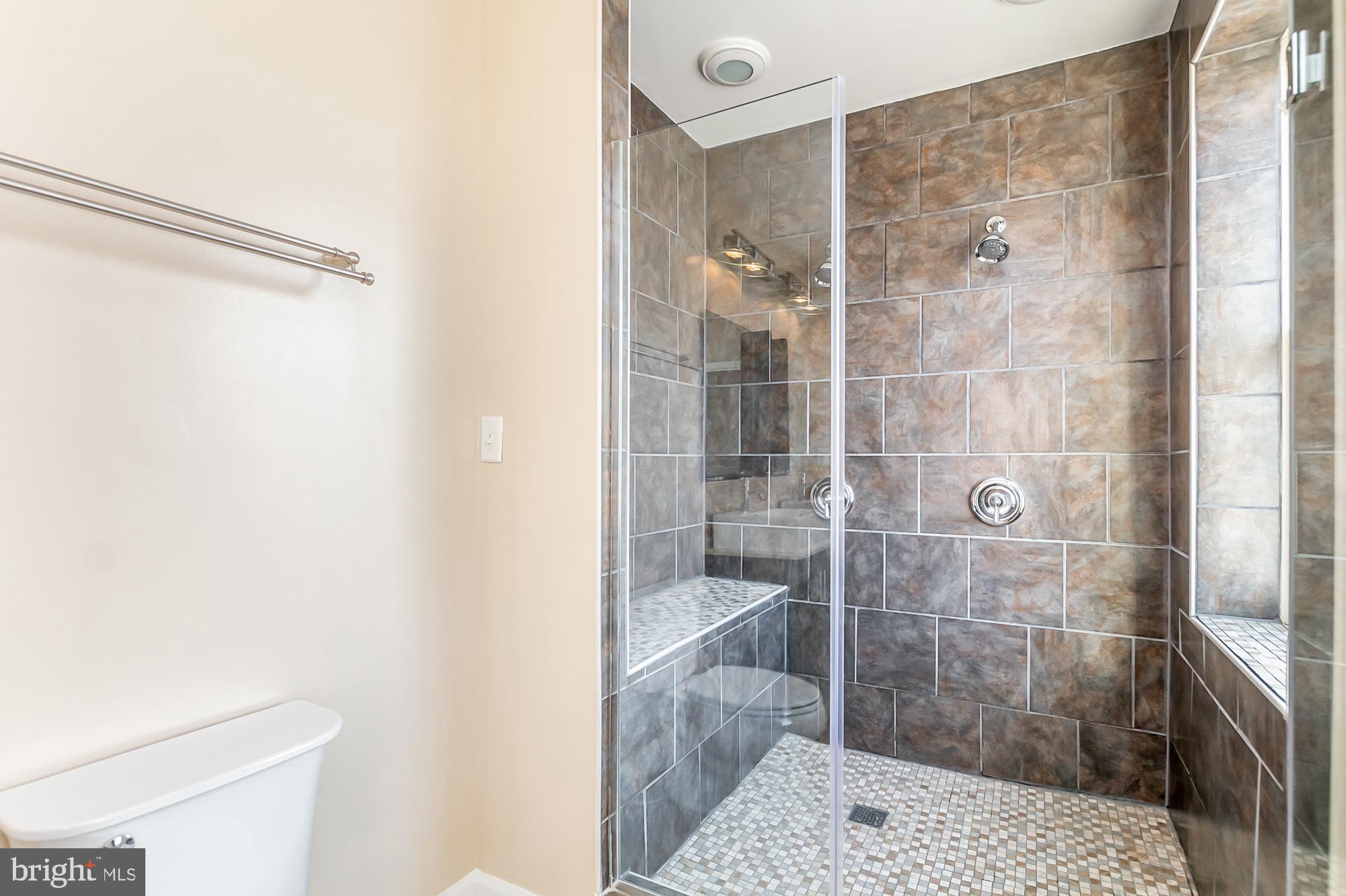 HIGHLANDTOWN - Residential Lease