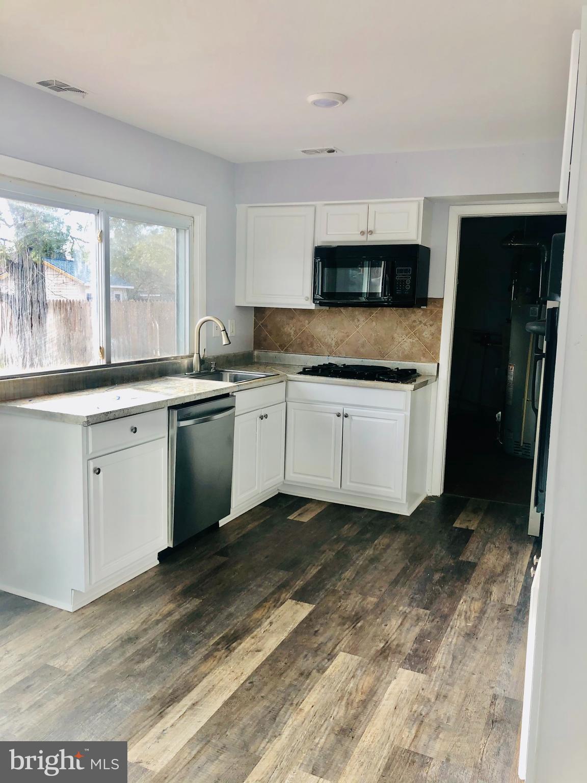 POINTER RIDGE - Residential