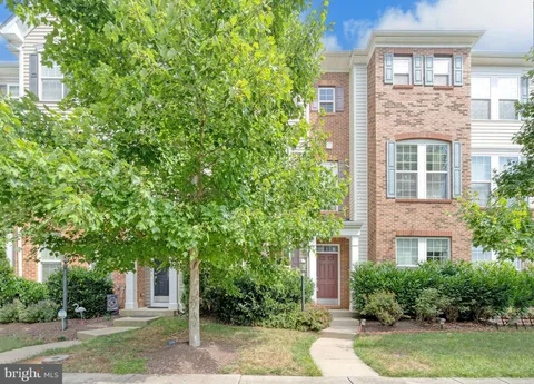 22653 Vienna Green Terrace, Brambleton, VA MLS: VALO2130218