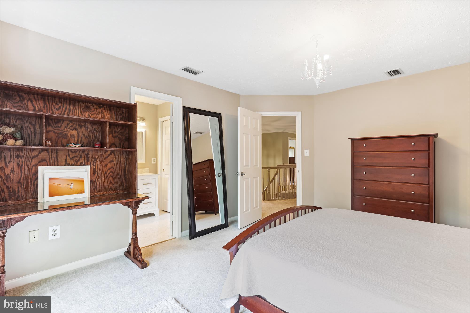 HAMPTON FOREST - Residential