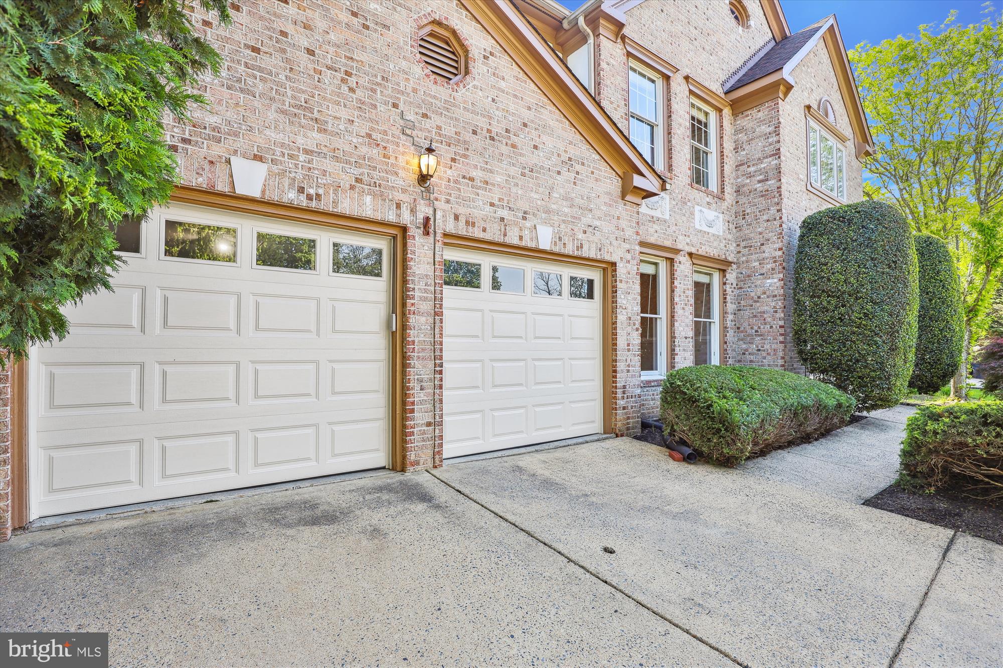 HAMPTON FOREST - Residential