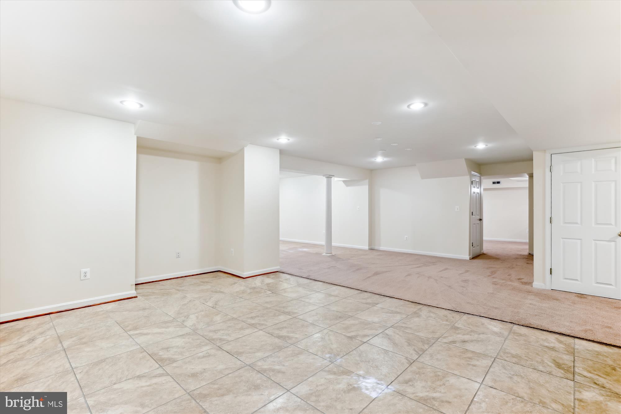 HAMPTON FOREST - Residential