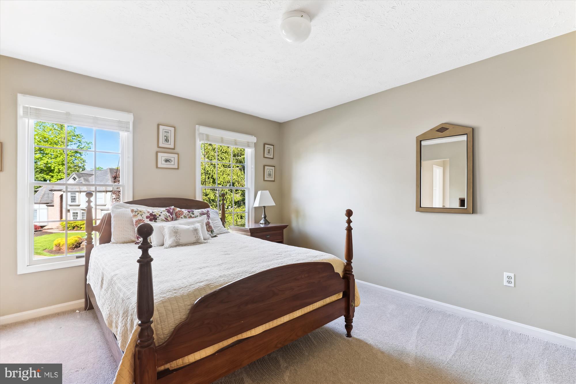 HAMPTON FOREST - Residential