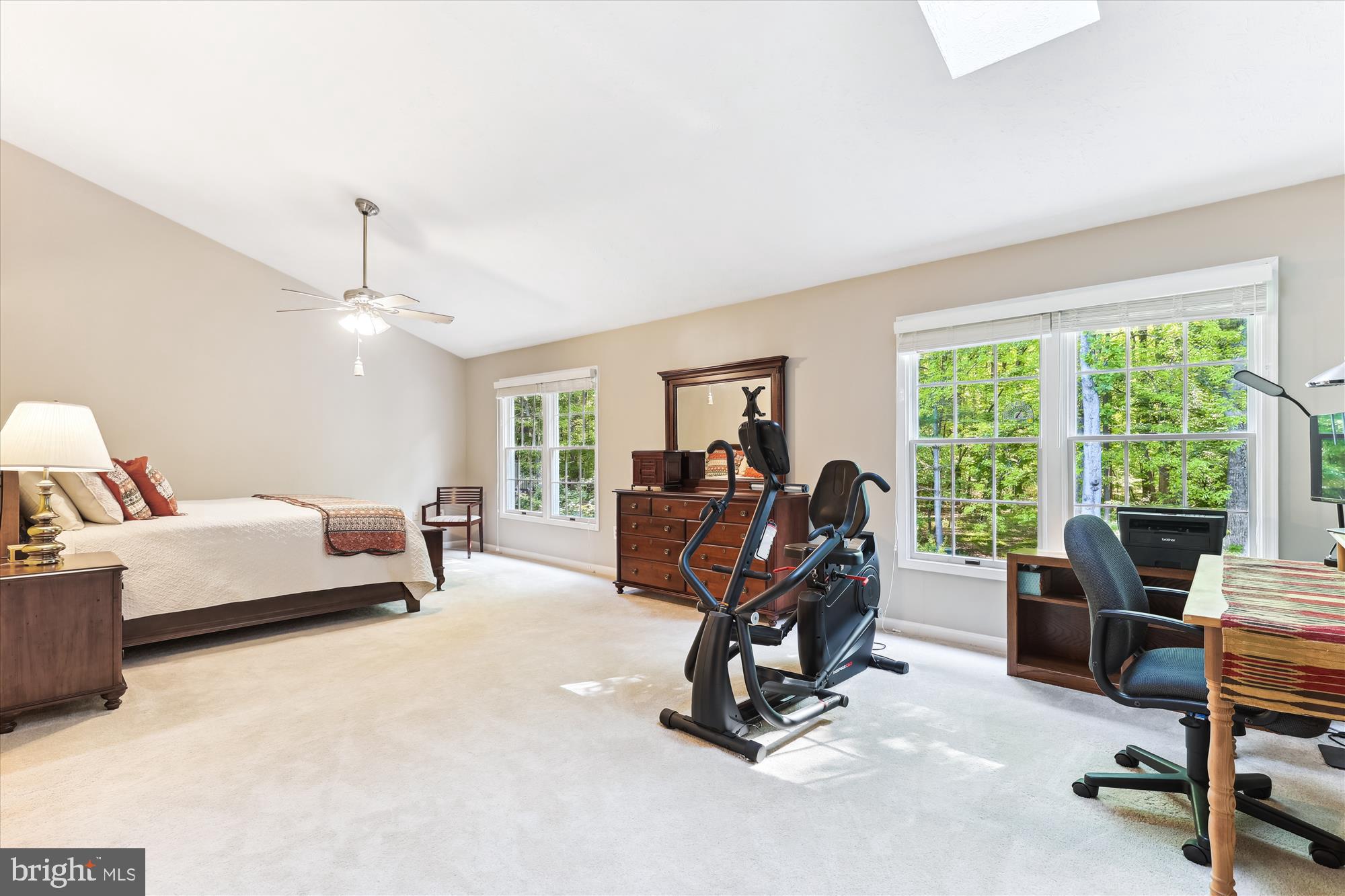 HAMPTON FOREST - Residential