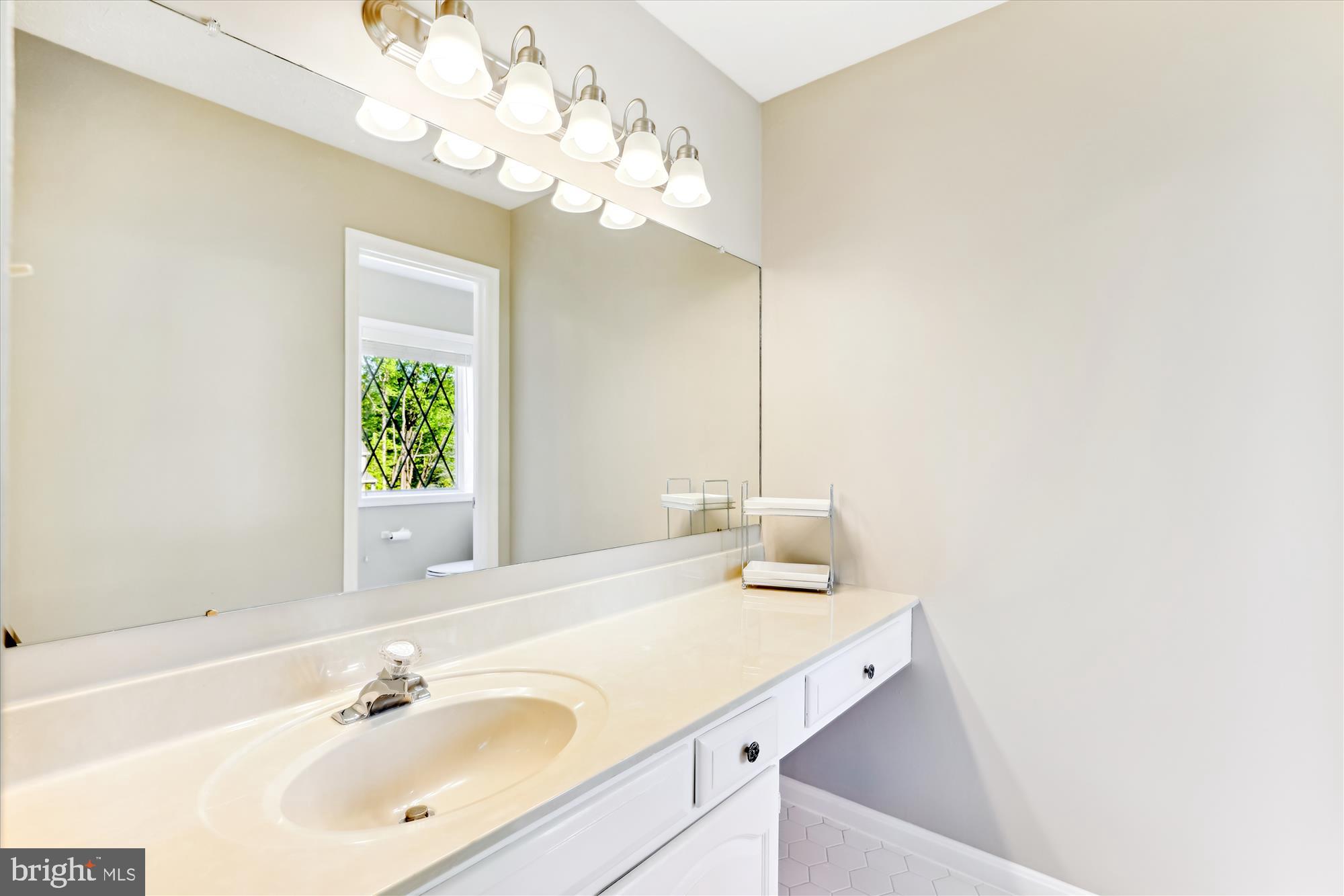 HAMPTON FOREST - Residential