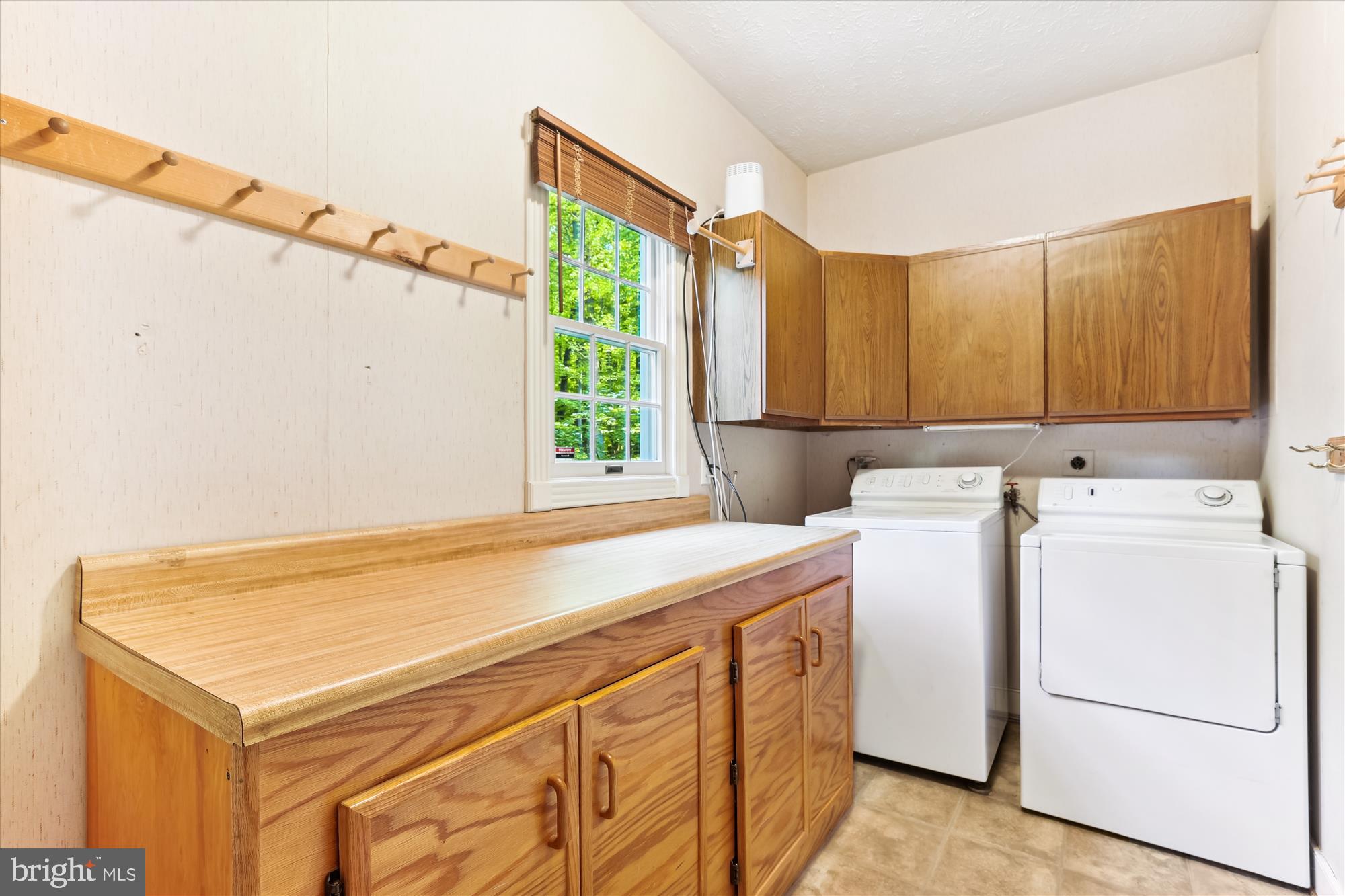 HAMPTON FOREST - Residential