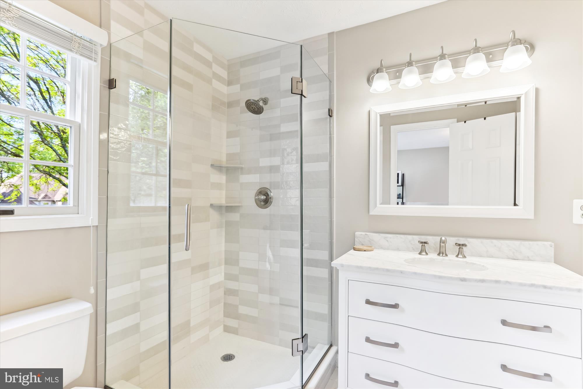 HAMPTON FOREST - Residential