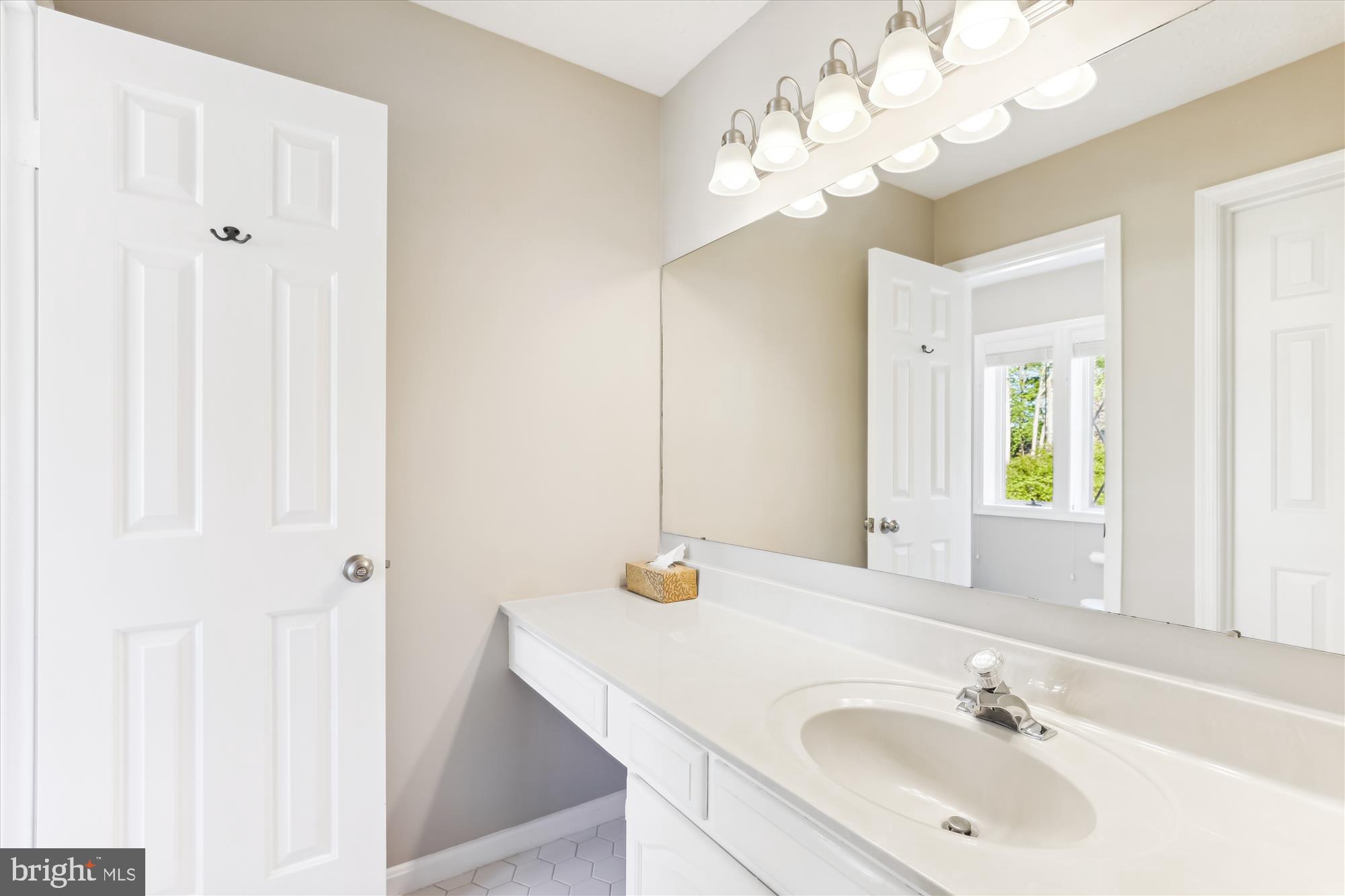 HAMPTON FOREST - Residential