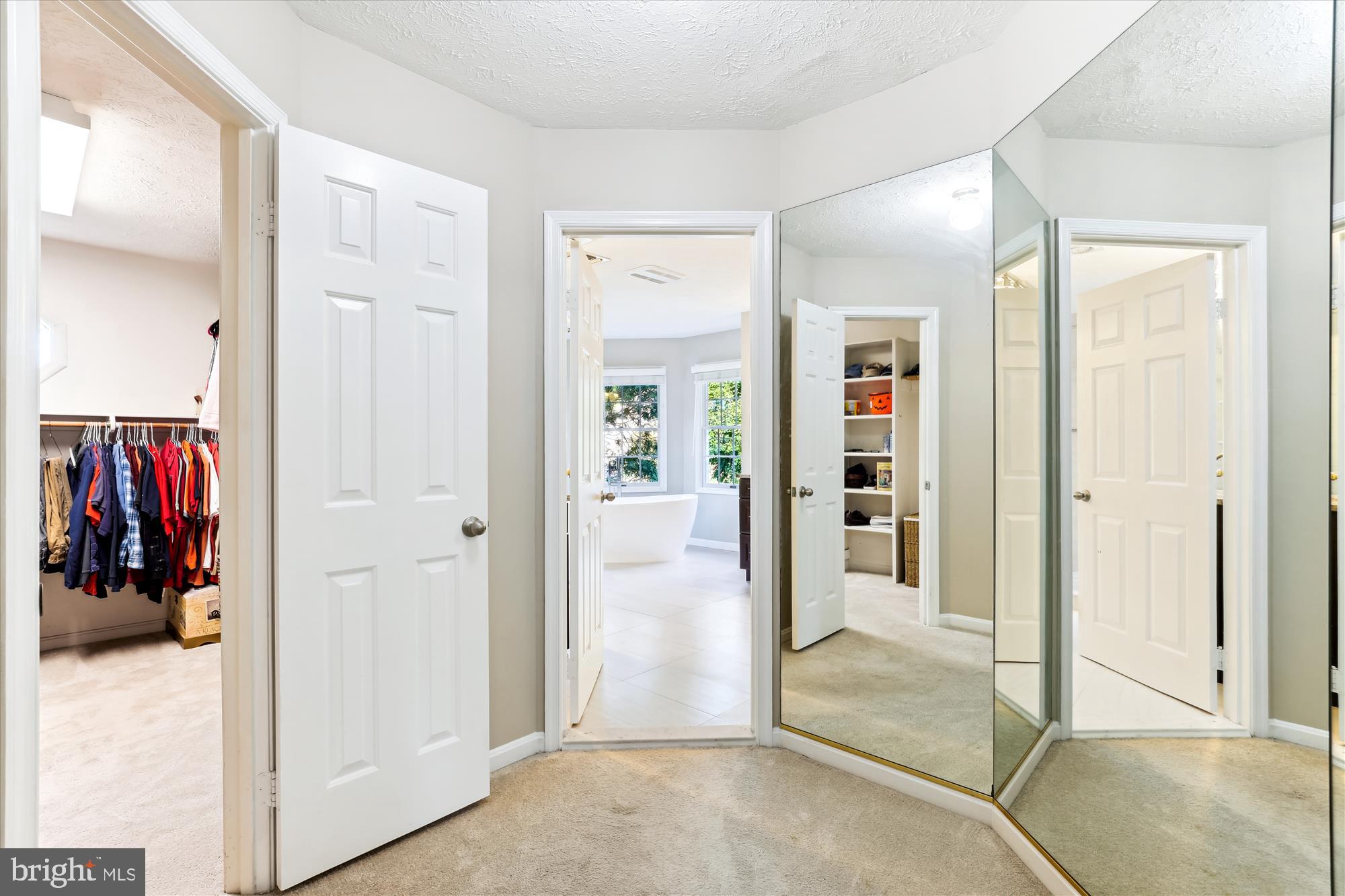 HAMPTON FOREST - Residential