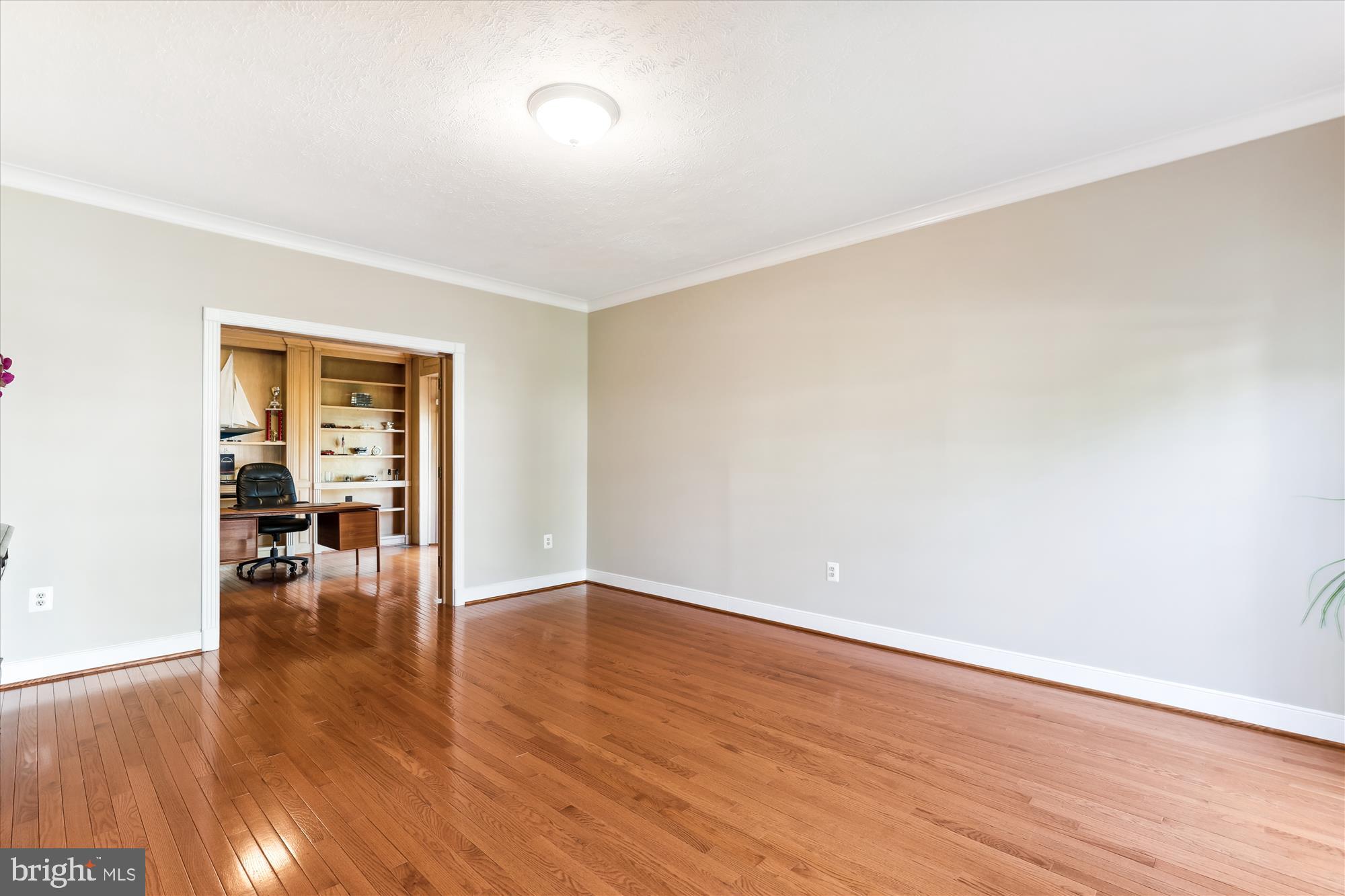 HAMPTON FOREST - Residential