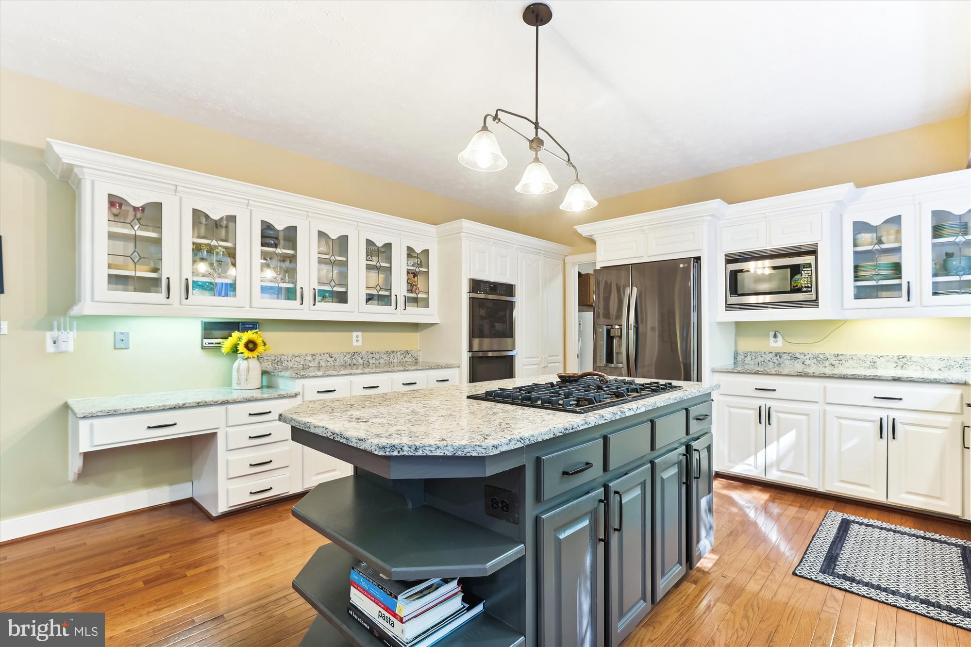 HAMPTON FOREST - Residential