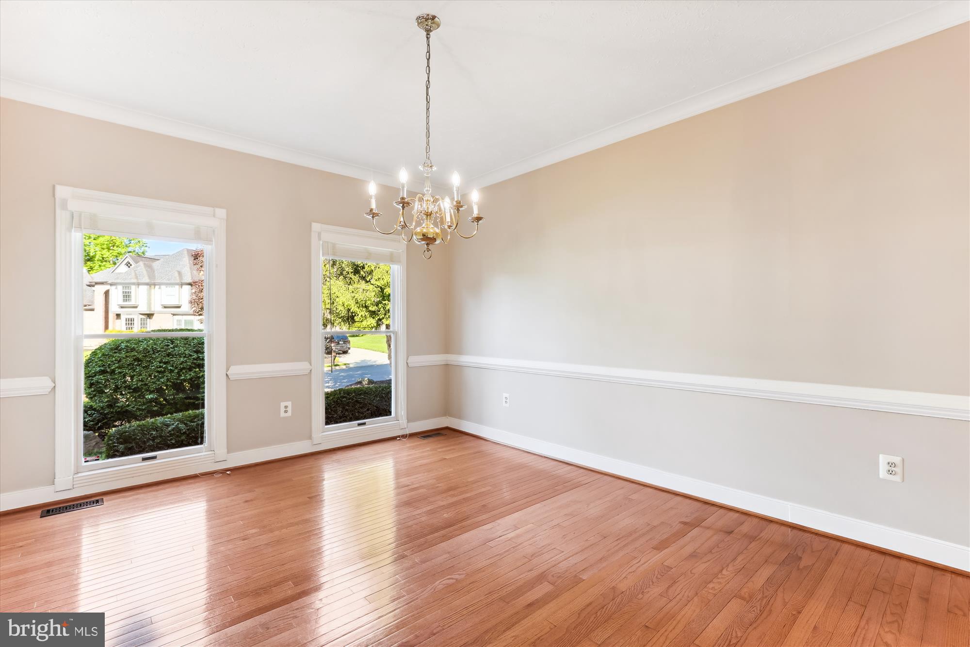 HAMPTON FOREST - Residential