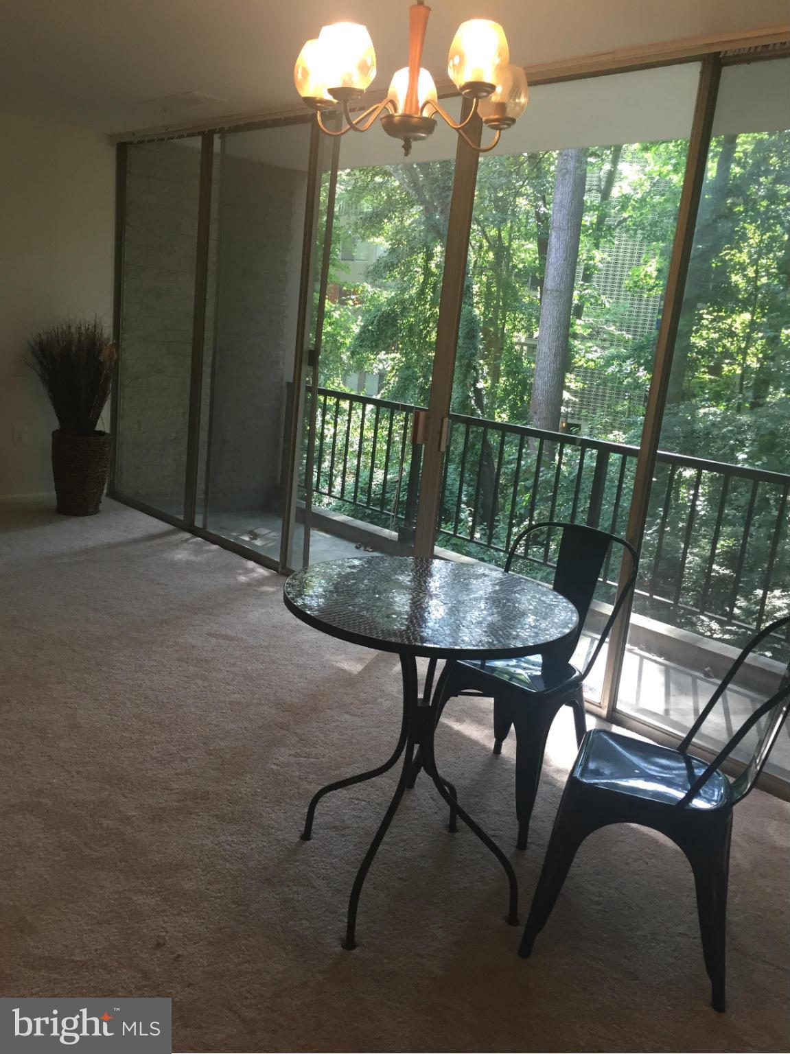 IVYMOUNT COURT - Residential Lease