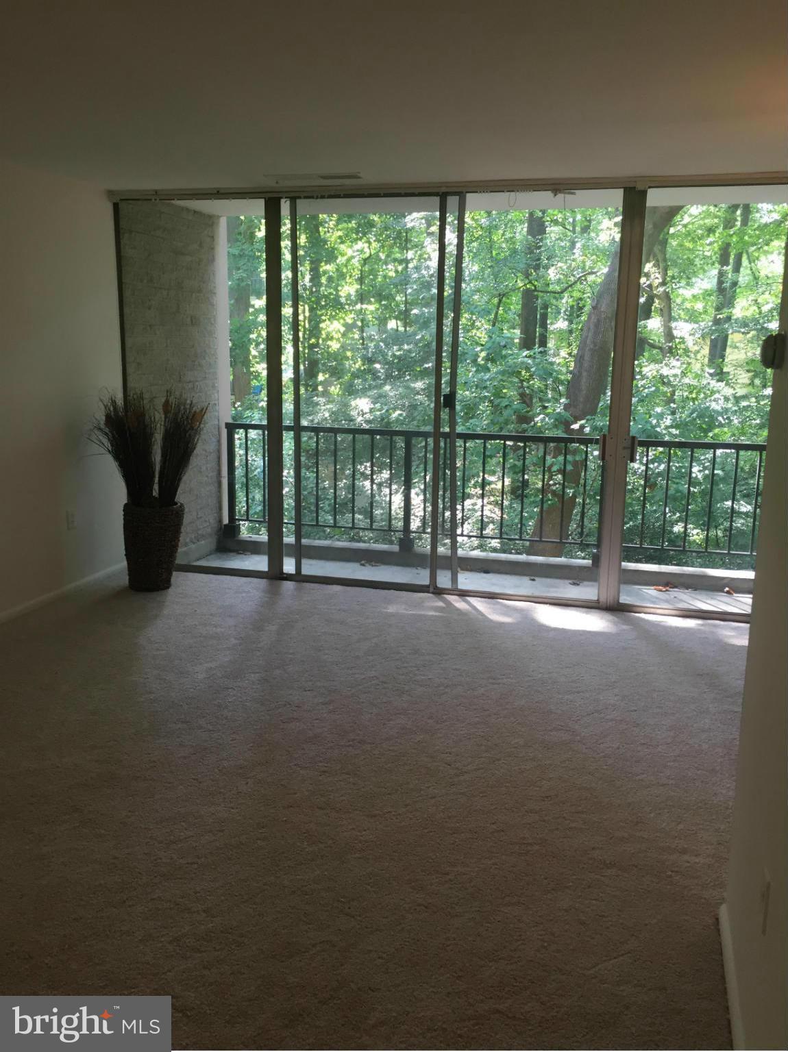 IVYMOUNT COURT - Residential Lease