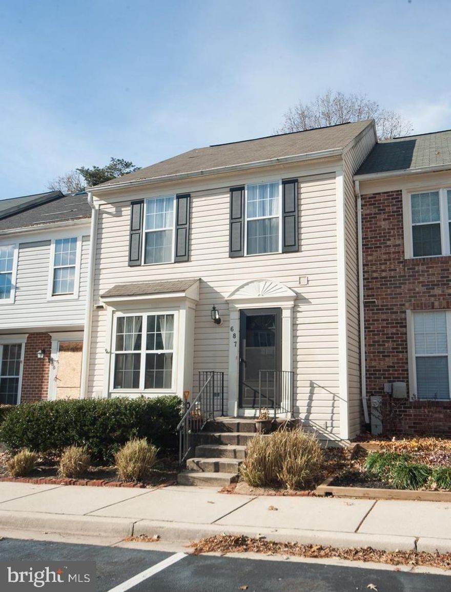 Awesome Home in Lions Gate in Odenton, close to all major highways and Ft. Meade. Inside you will walk into a updated kitchen with stainless steel appliances, along with brand new hardwoods. Harwoods are throughout the main level, with a dining area and living room. When you want to relax go onto your deck off of the main level. Upstairs very large master bedroom with a large walk in closet. There are a total of three bedrooms on upper level. In the basement there is a family room, along with an extra room that can be a office, den, etc. Full bathroom on this level as well, with a spacious laundry room.