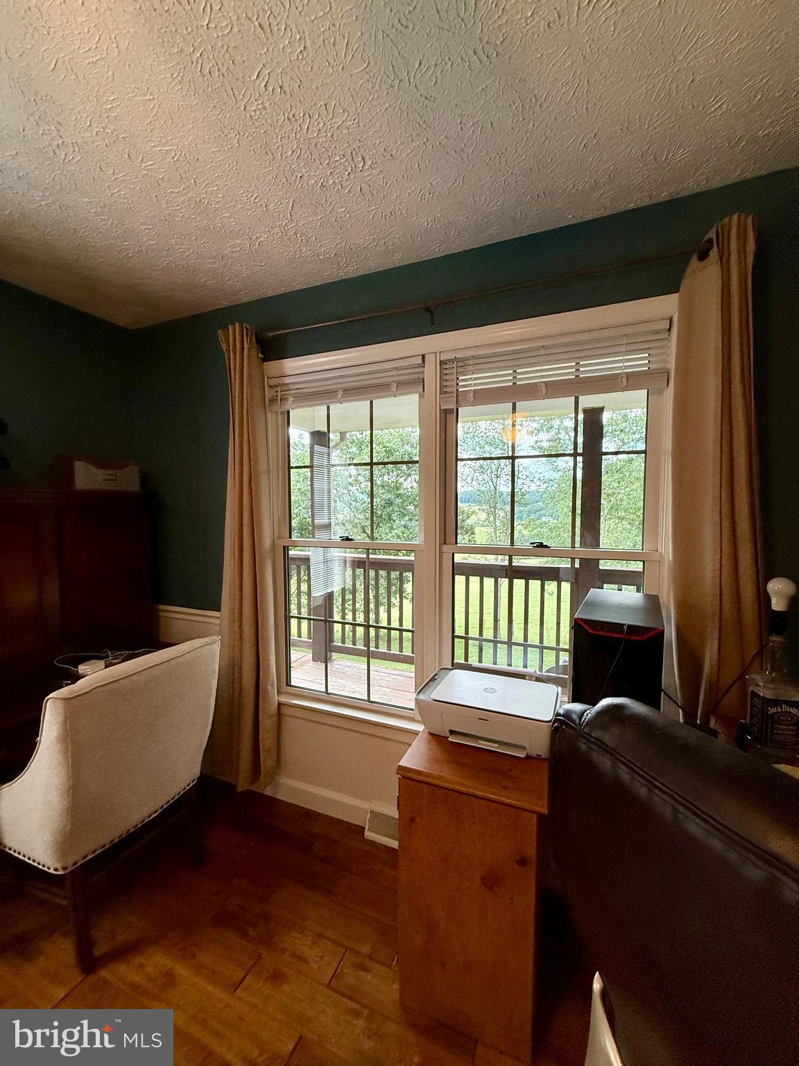 ANDERSON HILL - Residential