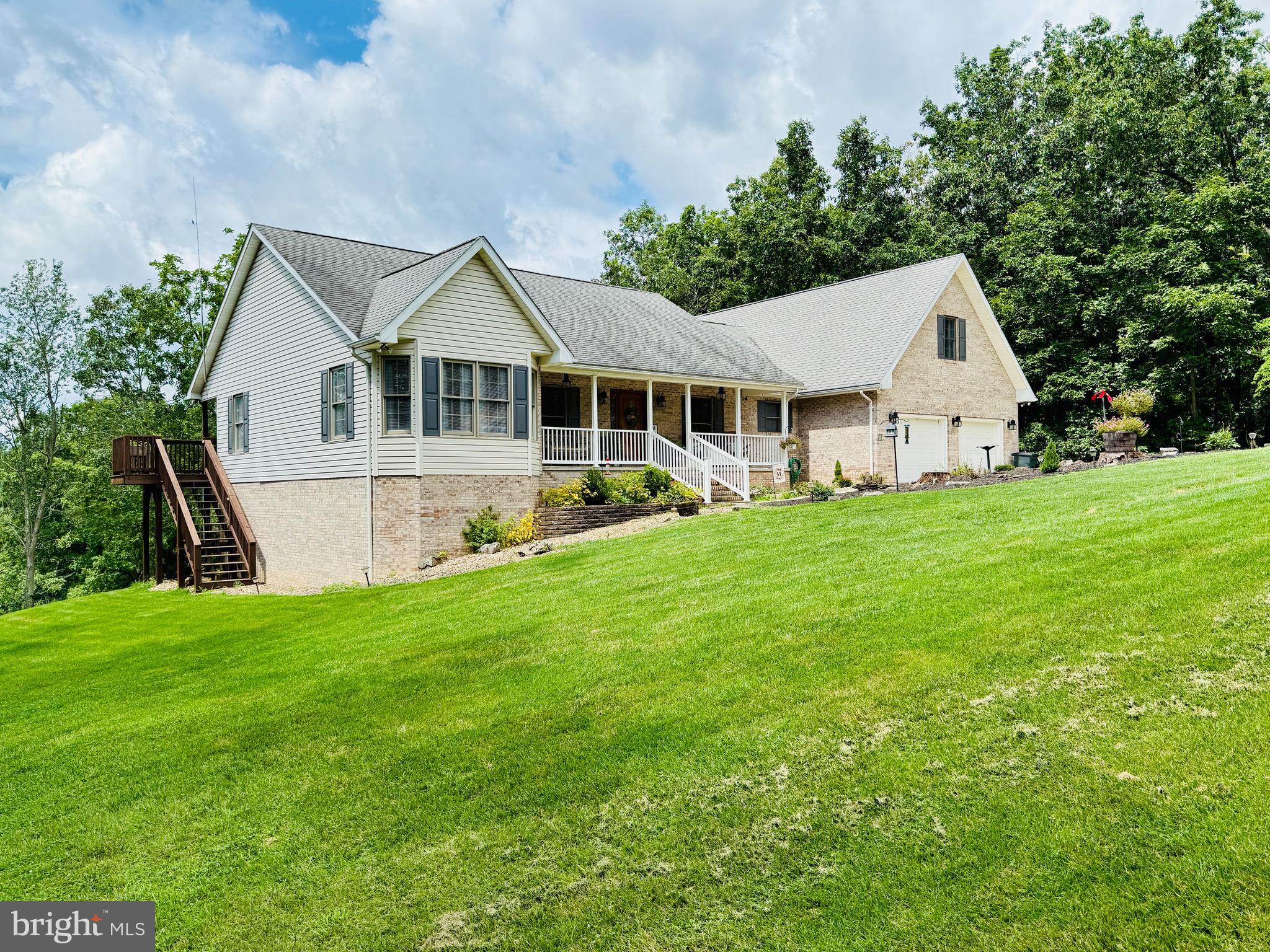 ANDERSON HILL - Residential