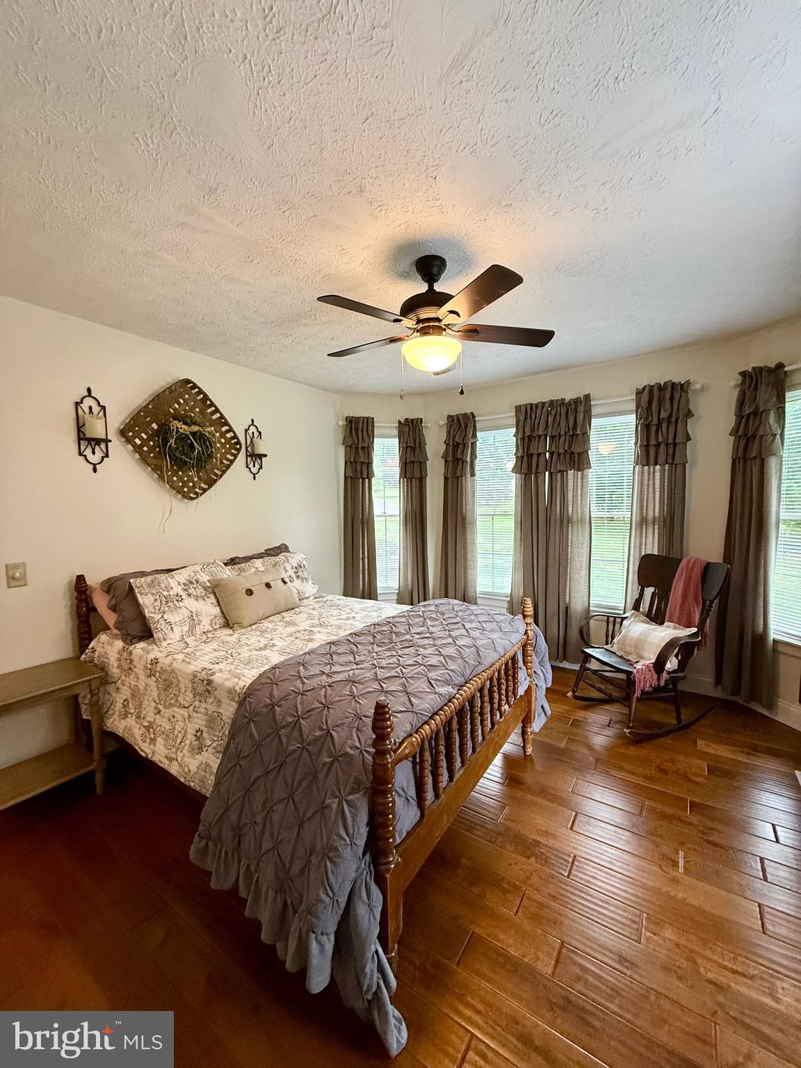 ANDERSON HILL - Residential