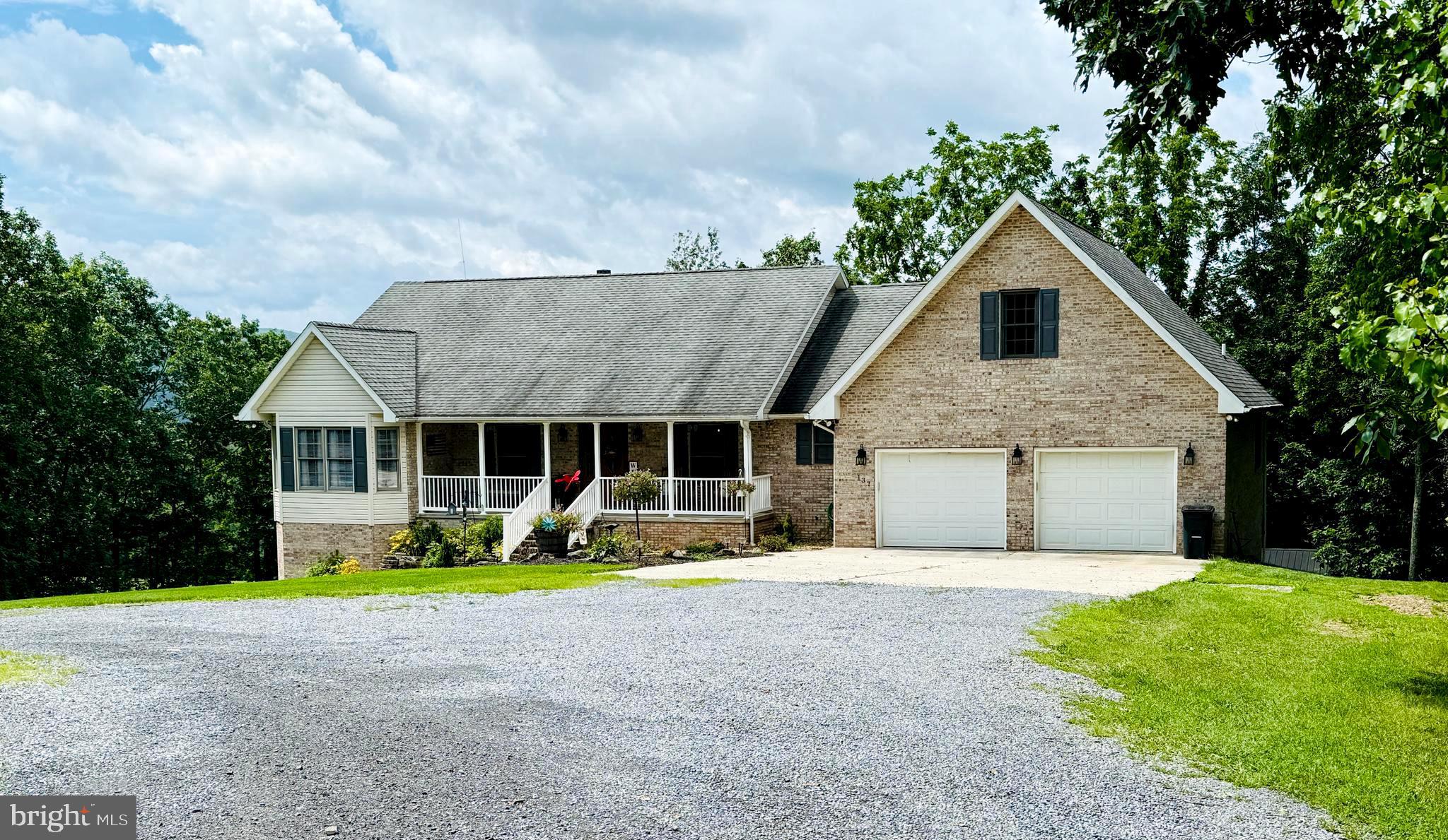 ANDERSON HILL - Residential