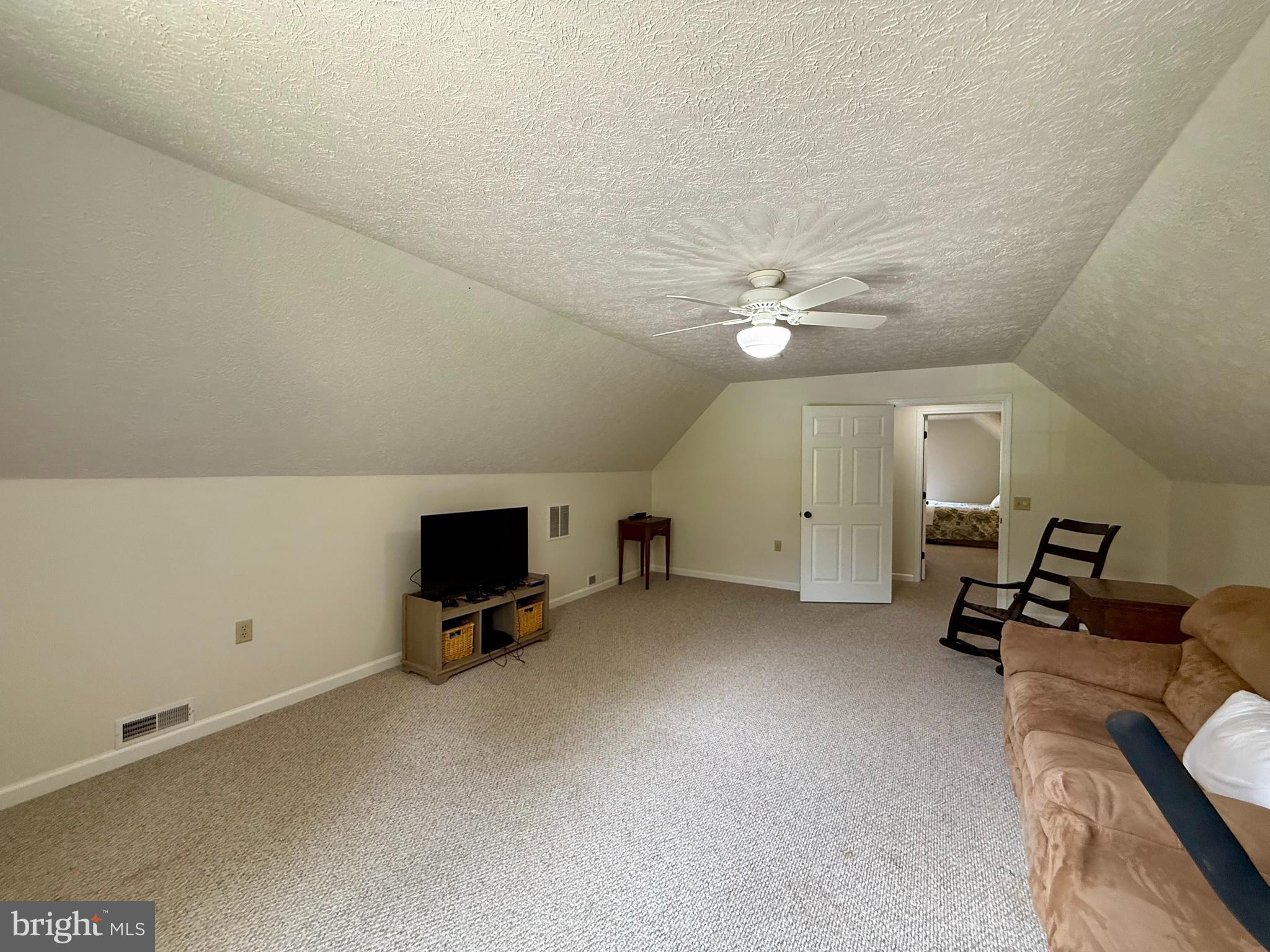 ANDERSON HILL - Residential