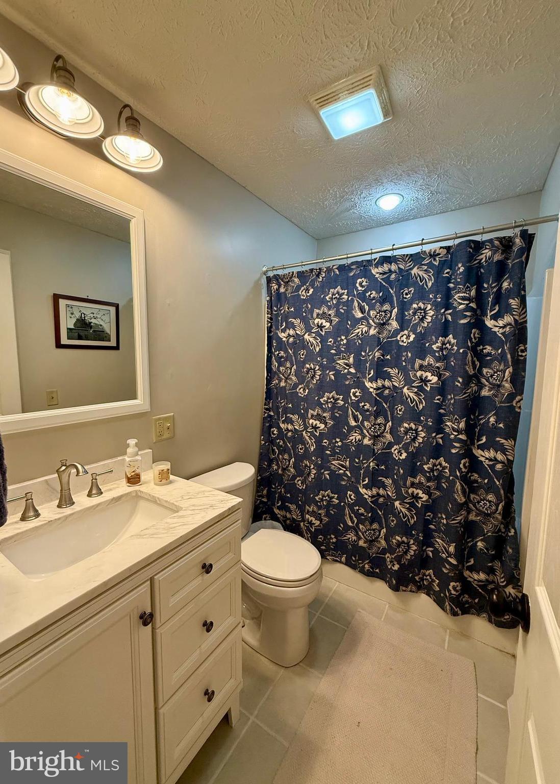 ANDERSON HILL - Residential