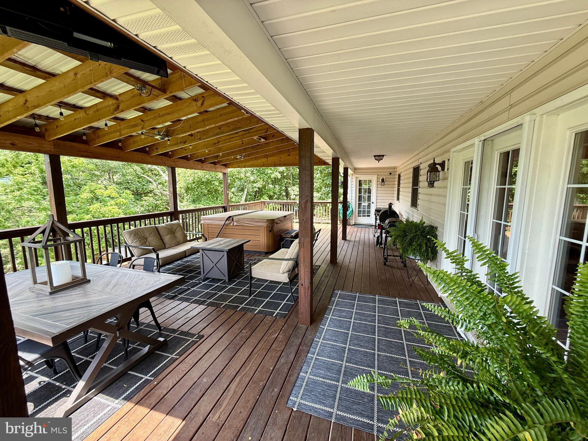 ANDERSON HILL - Residential