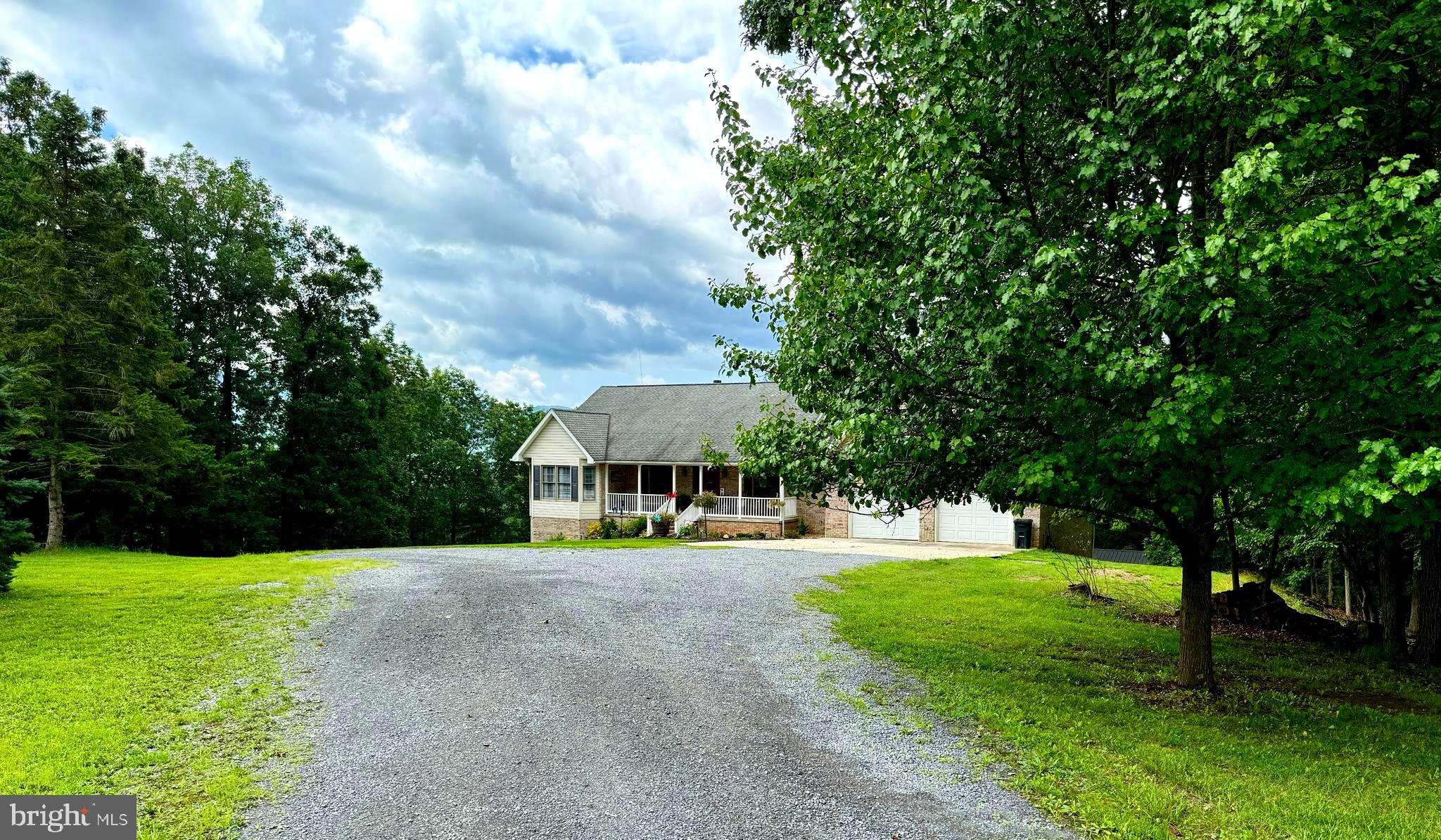 ANDERSON HILL - Residential