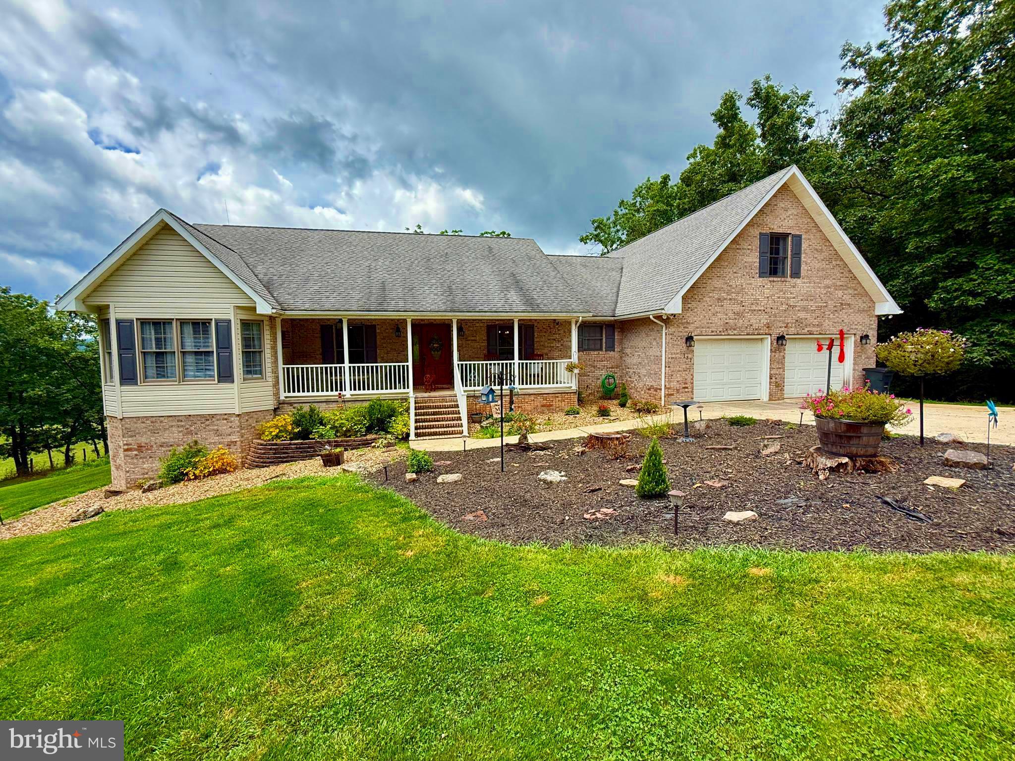 ANDERSON HILL - Residential