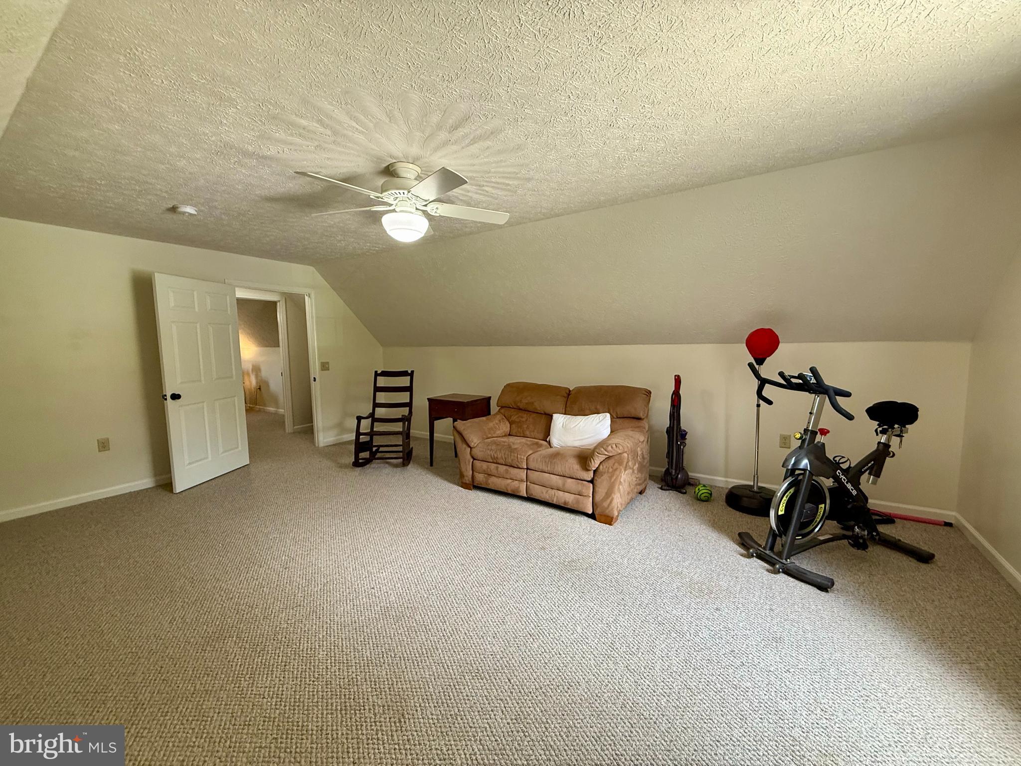 ANDERSON HILL - Residential