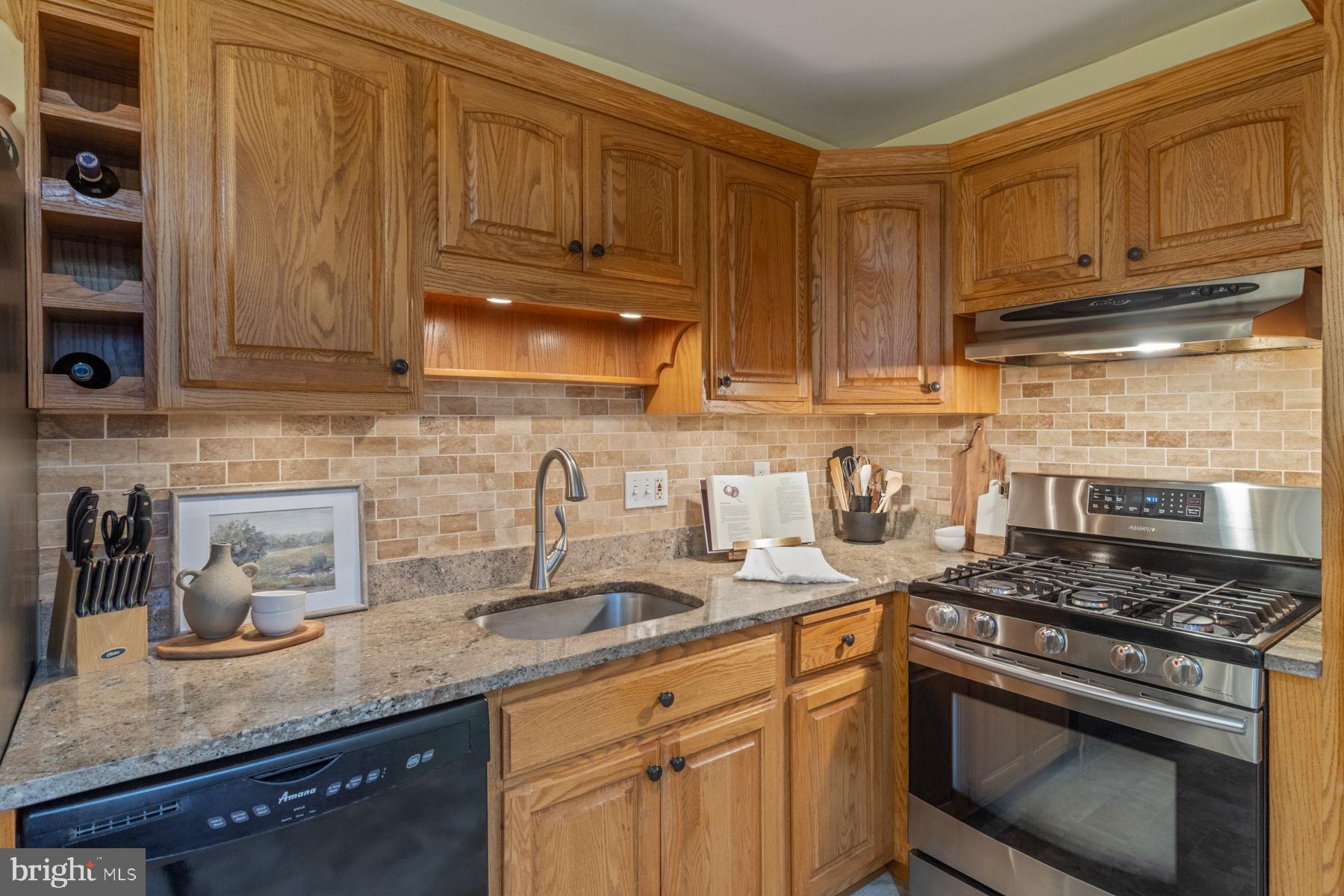 PERRING PARK - Residential