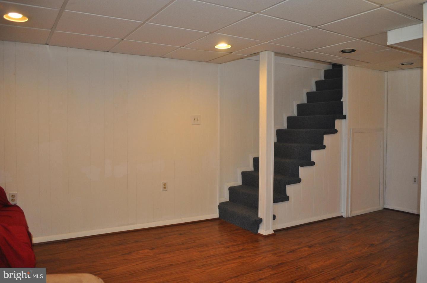 ARBUTUS - Residential Lease