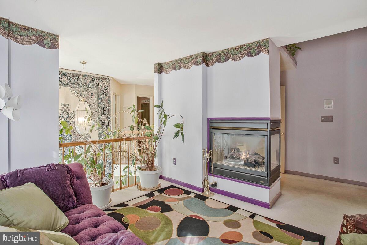 NORTHRIDGE - Residential