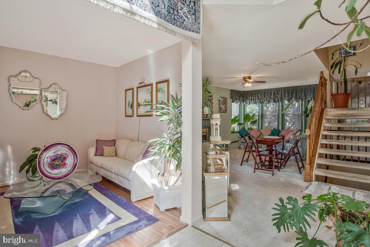 NORTHRIDGE - Residential