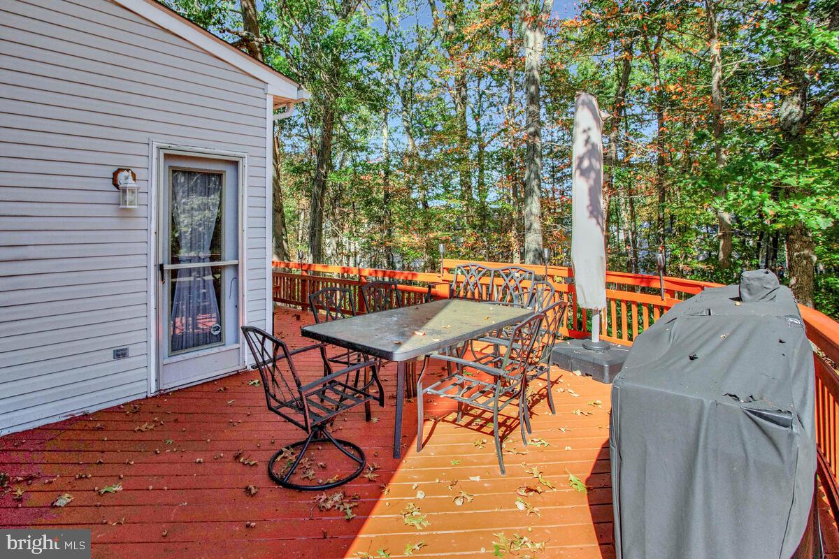 NORTHRIDGE - Residential