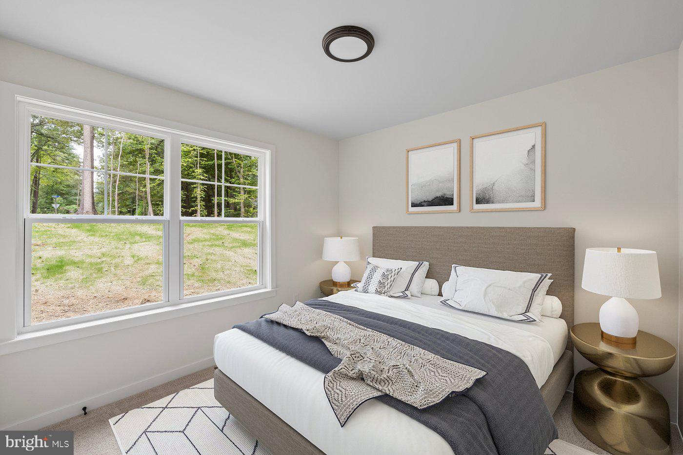 PRESIDENTIAL LAKES - Residential