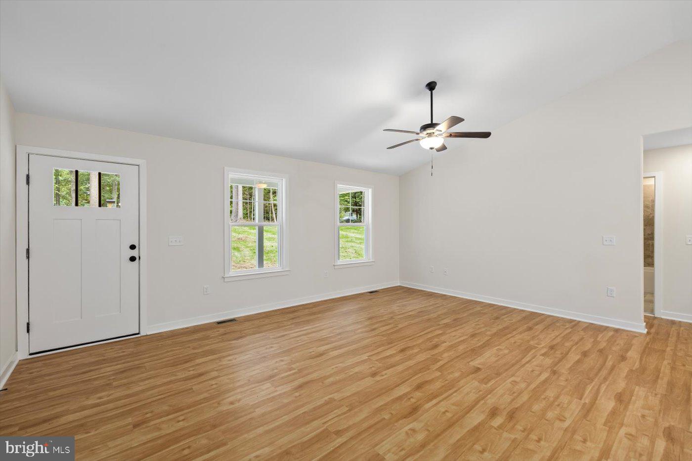 PRESIDENTIAL LAKES - Residential