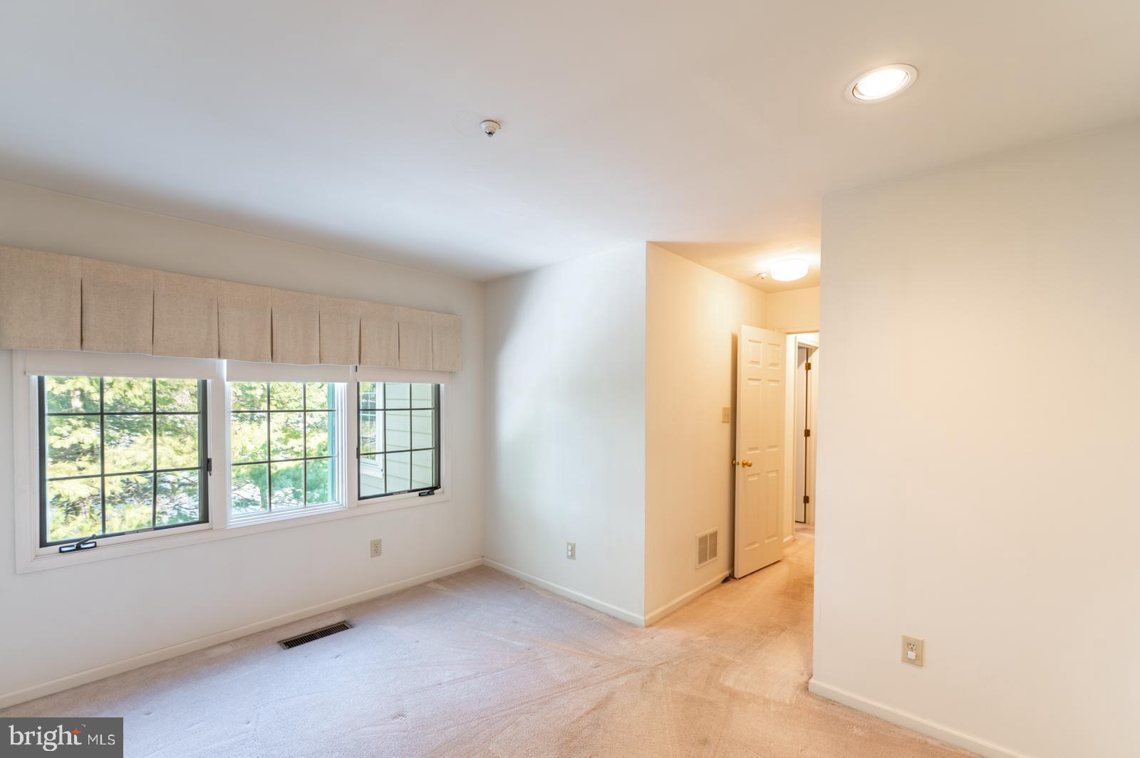 GLEN ARBOR - Residential