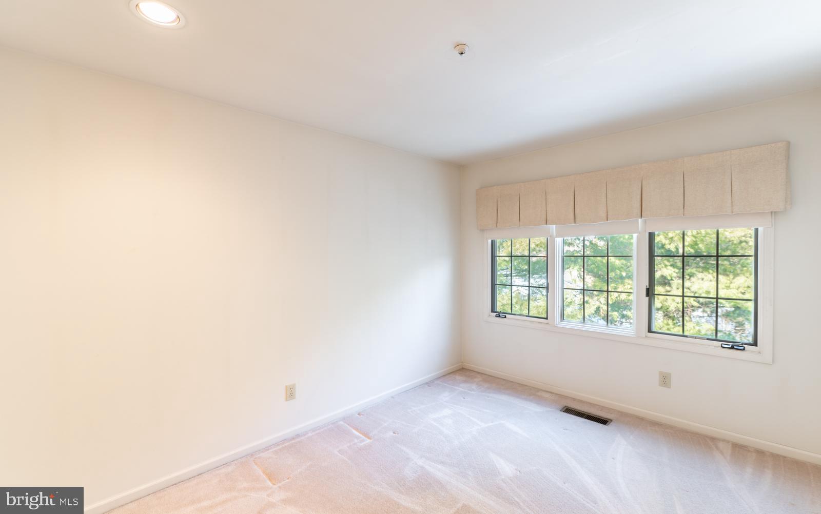 GLEN ARBOR - Residential