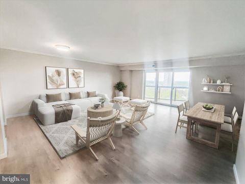 Photo of 8370 Greensboro Drive #916, MCLEAN, VA 22102 (MLS # VAFX2293336)