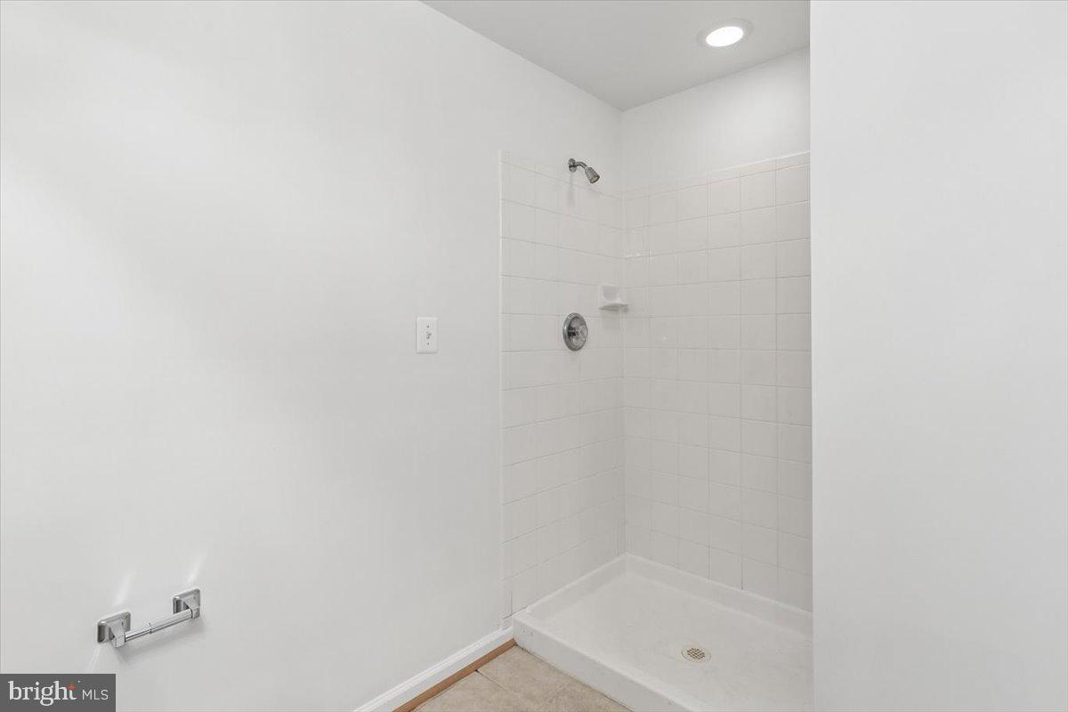 LEESBURG GATEWAY II - Residential