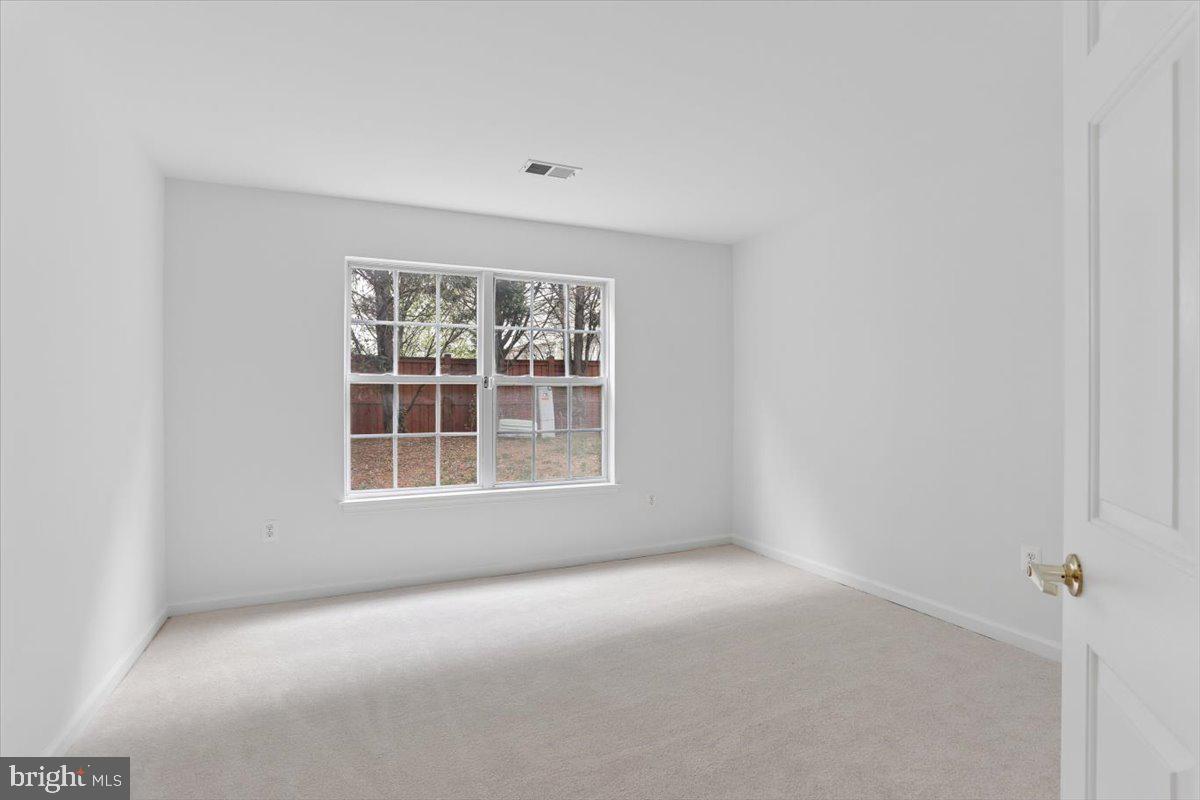 LEESBURG GATEWAY II - Residential