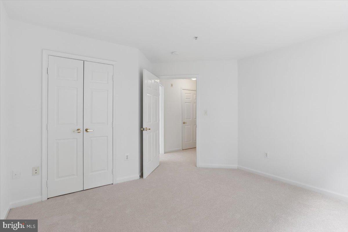 LEESBURG GATEWAY II - Residential