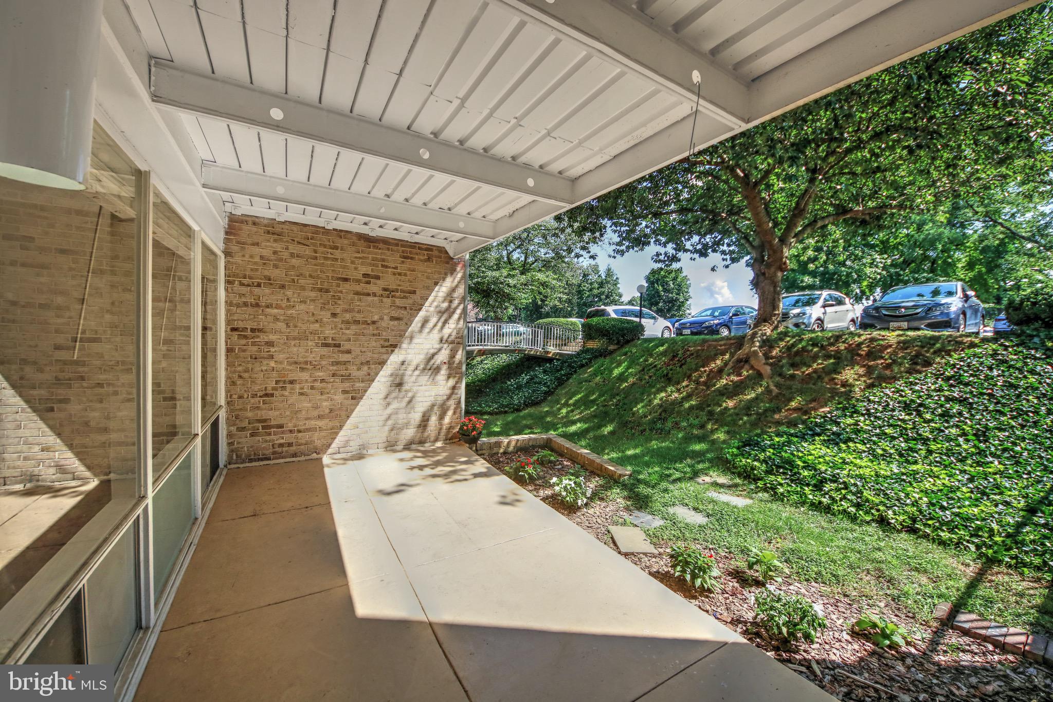 SPRING LAKE GARDEN CONDOMINIUM - Residential