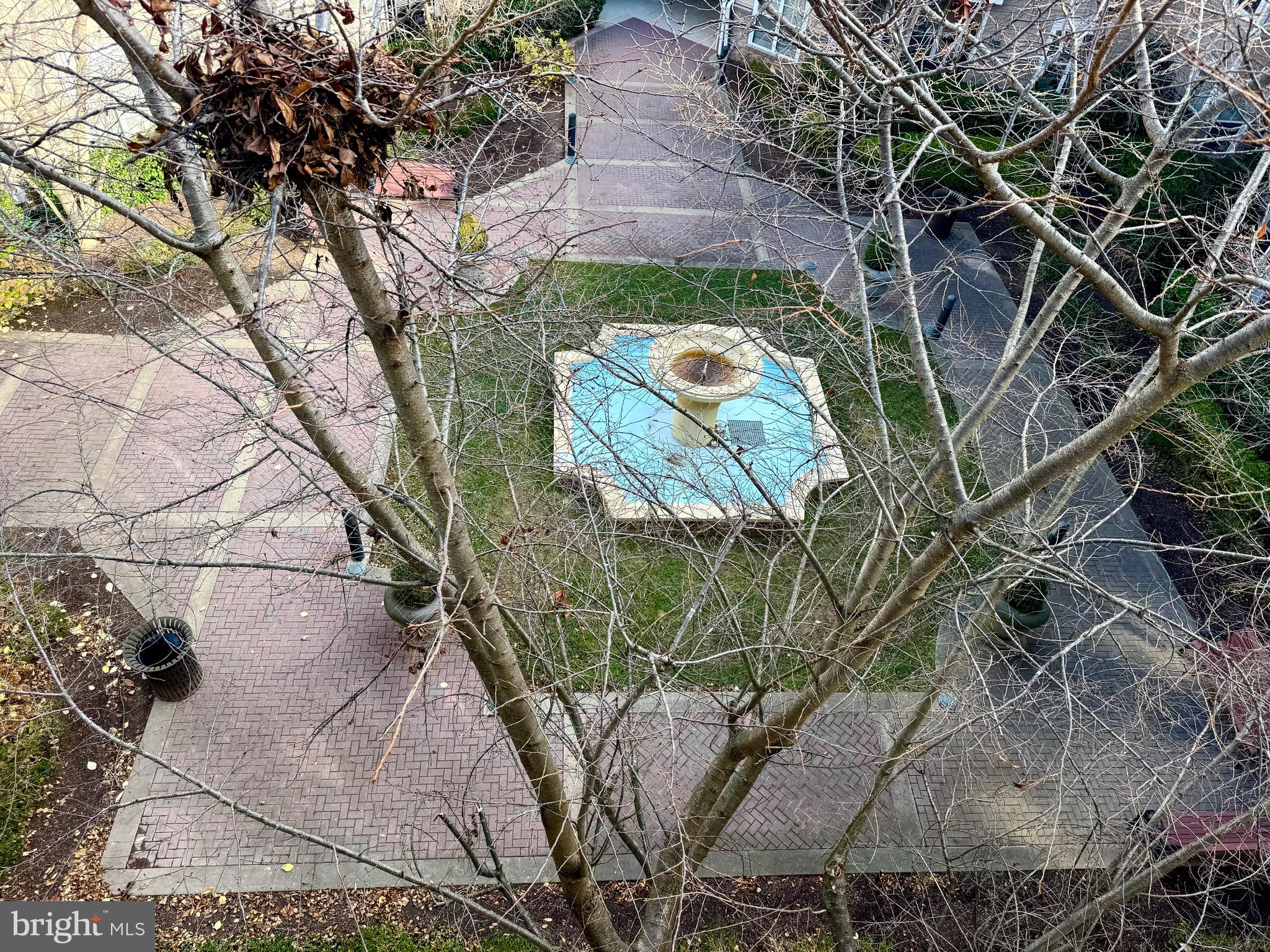 501 HUNGERFORD DRIVE 436